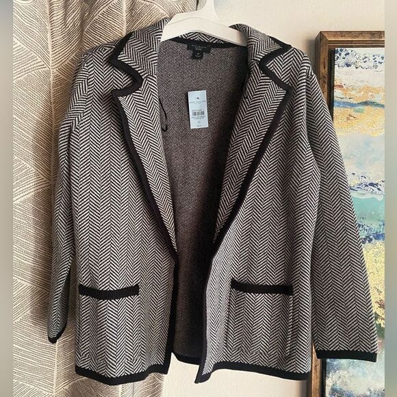 Ann Taylor Factory Jackets & Blazers - Ann Taylor Jacket Petite Womens Size MP Black White Gray Woven Open Front